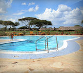 OnsKenia, Kibo Safari Camp zwembad